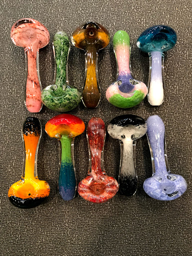 Tobacco Shop «Funky Bean Smoke Shop», reviews and photos, 1163 N Farnsworth Ave, Aurora, IL 60505, USA