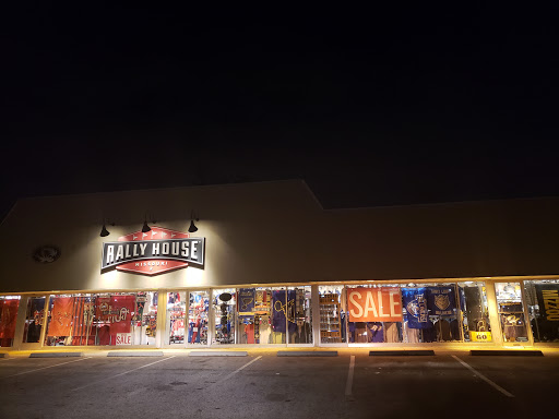 Sportswear Store «Rally House Brentwood», reviews and photos, 1120 S Brentwood Blvd, Richmond Heights, MO 63117, USA