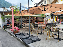 Atmosphère du Restaurant de hot-dogs Cool Cats à Chamonix-Mont-Blanc - n°6