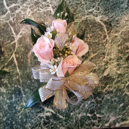 Florist «Mums the Word-A Florist», reviews and photos, 1175 N Berkeley Ave, Fullerton, CA 92832, USA