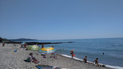 Tsitrusovani beach'in fotoğrafı - rahatlamayı sevenler arasında popüler bir yer