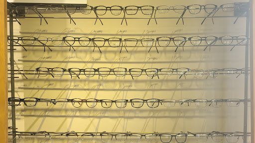 Optician «Visions Optical», reviews and photos, 2615 Orchard Lake Rd, Sylvan Lake, MI 48320, USA