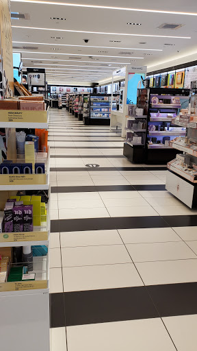 Cosmetics Store «SEPHORA», reviews and photos, 7007 Friars Rd #314, San Diego, CA 92108, USA