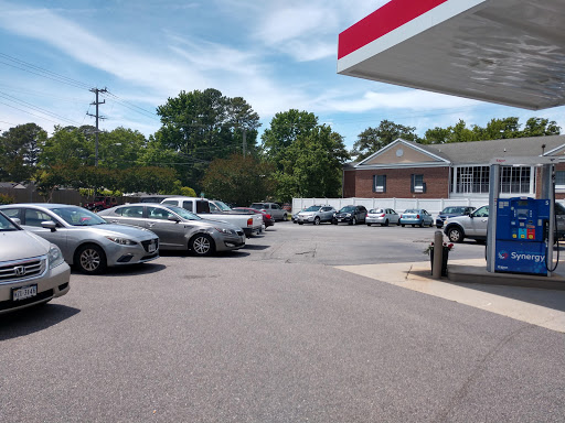 Auto Repair Shop «Kings Grant Exxon Tire & Auto», reviews and photos, 428 N Lynnhaven Rd, Virginia Beach, VA 23452, USA