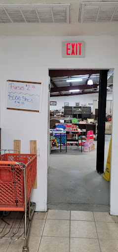 Thrift Store «Helping Hand Mission FL», reviews and photos