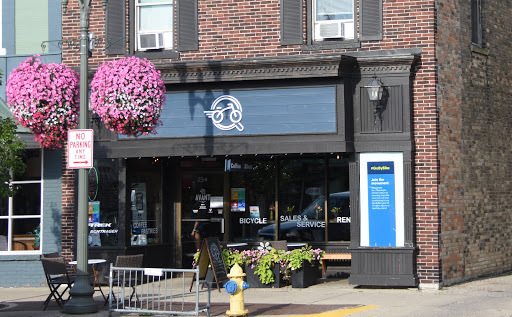 Avant Bicycle & Cafe, 234 Broad St, Lake Geneva, WI 53147, USA, 