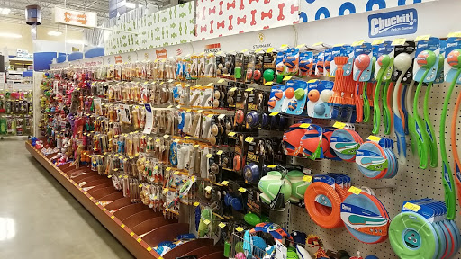 Pet Supply Store «PetSmart», reviews and photos, 2102 W Union Blvd #22A, Bethlehem, PA 18018, USA