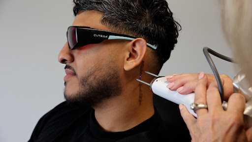 Explore twin mom tattoo ideas, creative tattoo ideas in Rochester, available at Rochester Tattoo Removal