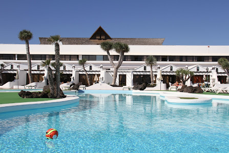 Sands Beach Resort Av. de las Islas Canarias, 18, 35508 Costa Teguise, Las Palmas, España