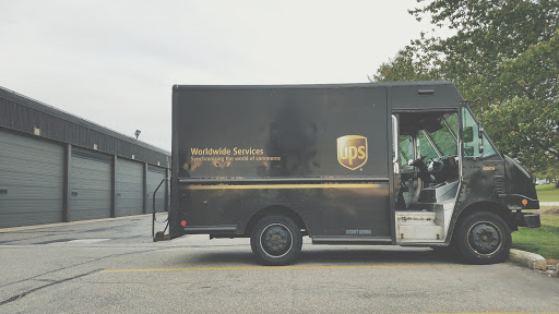 Shipping and Mailing Service «UPS Customer Center», reviews and photos, 92 Industrial Park Dr, Dover, NH 03820, USA