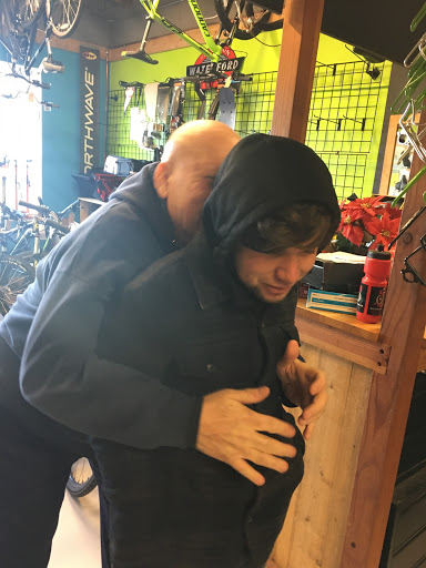 Bicycle Store «2 Bici Bicycle Shop», reviews and photos, 8695 Archer Ave, Willow Springs, IL 60480, USA