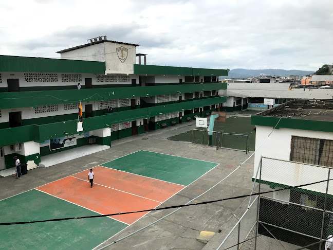 Opiniones de Unidad Educativa Particular Evangélica Luz y Libertad de Esmeraldas en Esmeraldas - Escuela