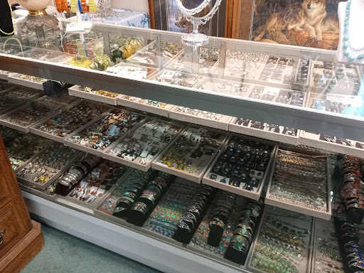 Gift Shop «Country Arts & Jewelry», reviews and photos, 15864 Nauvoo Rd, Middlefield, OH 44062, USA