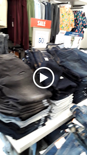 Clothing Store «Old Navy», reviews and photos, 228 Vintage Way, Novato, CA 94945, USA