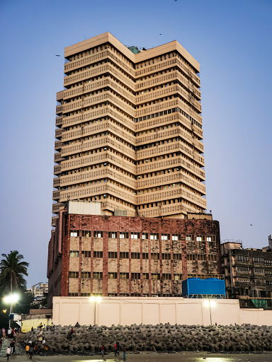 Hinduja Hospital OPD Building