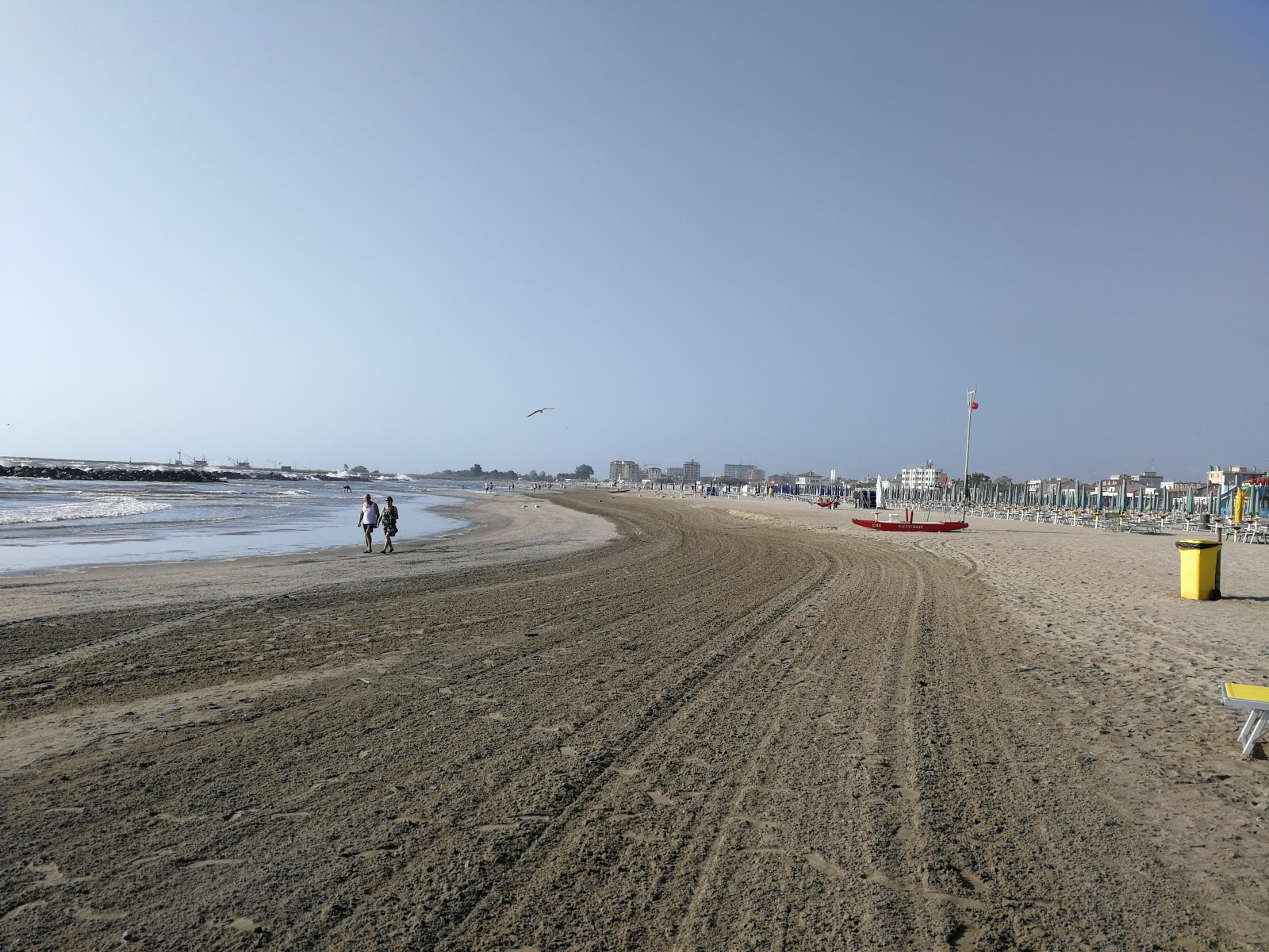 Fotografija Spiaggia di Porto Garibaldi z visok stopnjo čistoče