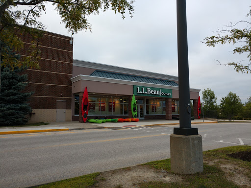 Clothing Store «L.L. Bean Outlet», reviews and photos, 534 Stillwater Ave, Bangor, ME 04401, USA