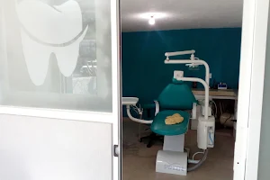 Consultorio Dental. Rehabilitacion Integral image