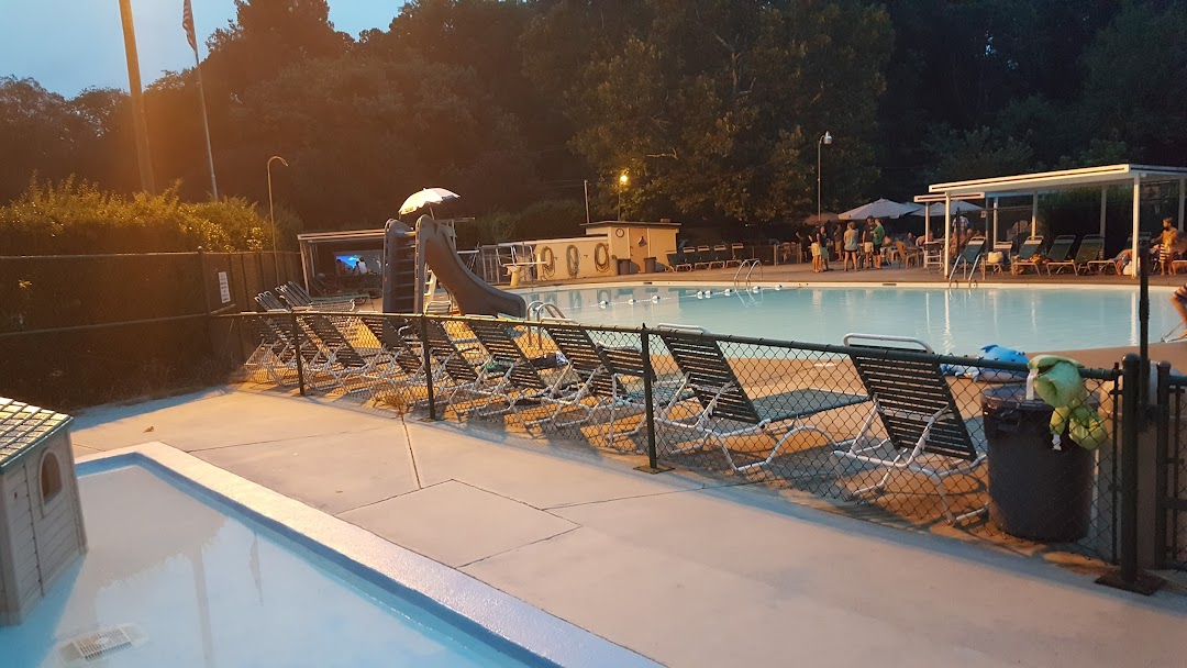 Ridgewood Pool