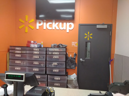 Department Store «Walmart Supercenter», reviews and photos, 1900 Maplewood Commons Dr, Maplewood, MO 63143, USA