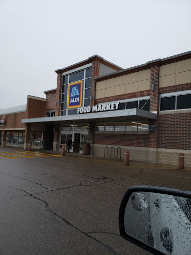 Supermarket «ALDI», reviews and photos, 5038 Highland Rd, Waterford Twp, MI 48327, USA