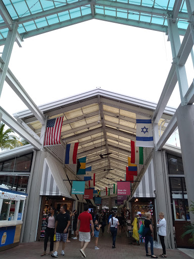 Travel Agency «Go Miami Card at Miami Beach Visitor Center», reviews and photos, 1920 Meridian Ave, Miami Beach, FL 33139, USA