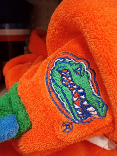 Shopping Mall «Village Square Shopping Center», reviews and photos, 2800 Recker Hwy, Winter Haven, FL 33880, USA