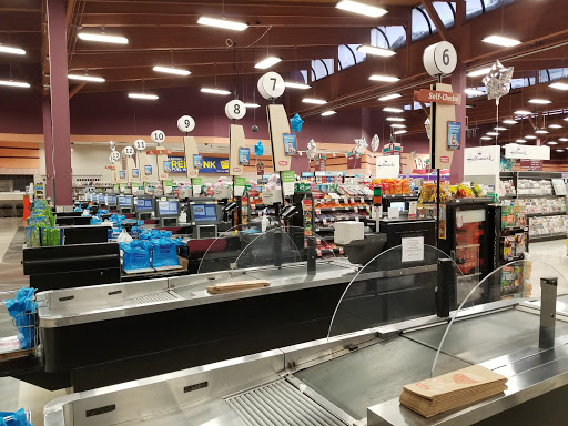 Supermarket «Giant Eagle Supermarket», reviews and photos, 4401 Mayfield Rd, South Euclid, OH 44121, USA