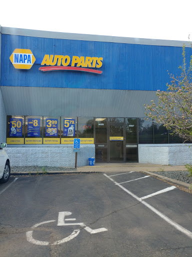 Auto Parts Store «NAPA Auto Parts - Genuine Parts Company», reviews and photos, 14829 Martin Dr, Eden Prairie, MN 55344, USA
