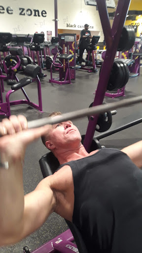 Gym «Planet Fitness - Groves, TX», reviews and photos, 4900 Twin City Hwy, Groves, TX 77619, USA