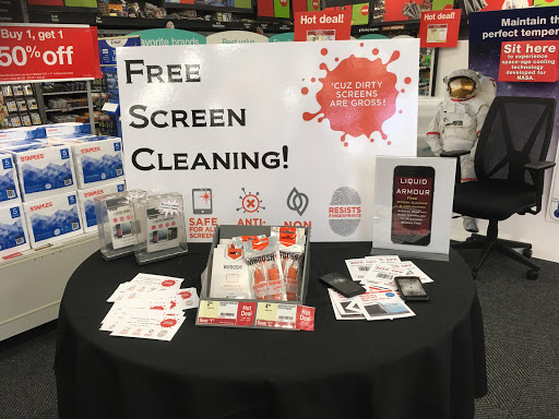 Office Supply Store «Staples», reviews and photos, 2950 Belcrest Center Dr, Hyattsville, MD 20782, USA