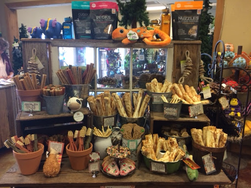 Pet Supply Store «Lucky Dog Outfitters», reviews and photos, 3411 6th Ave, Tacoma, WA 98406, USA