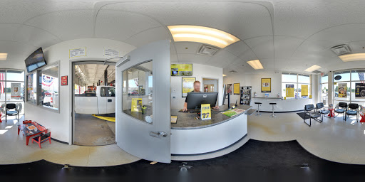 Auto Repair Shop «Meineke Car Care Center», reviews and photos, 2575 E Main St, Plainfield, IN 46168, USA