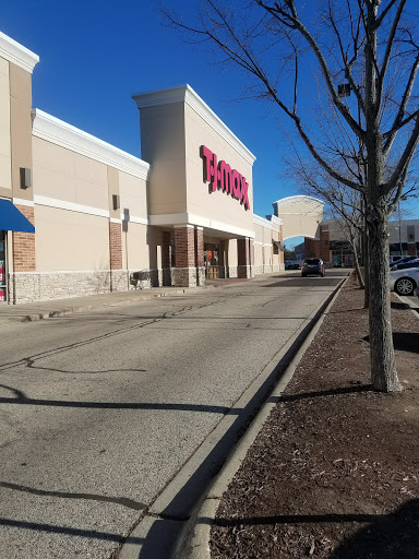 The Shops at Fox River, 3340 Shoppers Dr, McHenry, IL 60051, USA, 