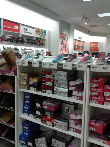 Department Store «Stage», reviews and photos, 356 N L Rogers Wells Blvd, Glasgow, KY 42141, USA