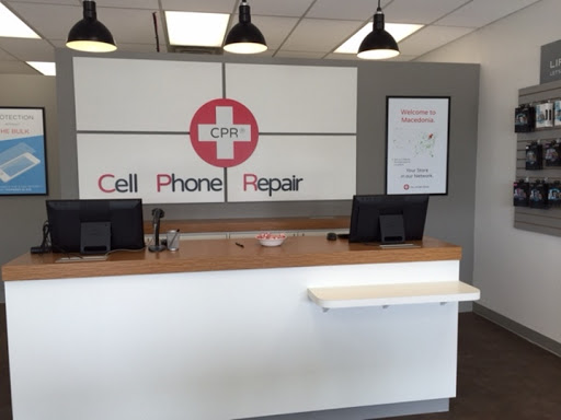 Mobile Phone Repair Shop «CPR Cell Phone Repair Macedonia», reviews and photos, 781 E Aurora Rd, Macedonia, OH 44056, USA