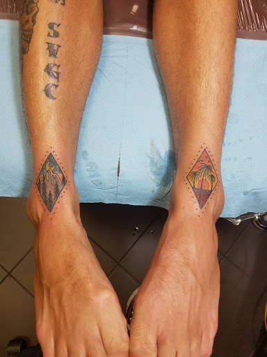 Tattoo Shop «Chronic Tattoo», reviews and photos, 1253 Garnet Ave, San Diego, CA 92109, USA