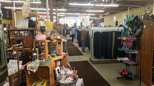 Western apparel store Sterling Heights