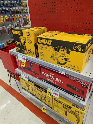 Hardware Store «Ace Hardware», reviews and photos, 609 E Hawley St, Mundelein, IL 60060, USA