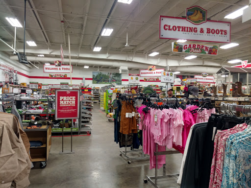 Home Improvement Store «Tractor Supply Co.», reviews and photos, 2091 E Main St, Spartanburg, SC 29307, USA