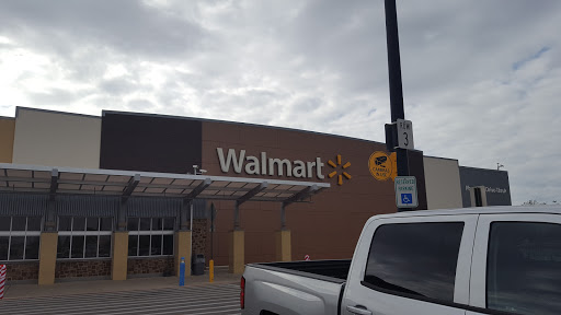 Shopping Mall «North Cross Mall», reviews and photos, 2525 W Anderson Ln, Austin, TX 78757, USA