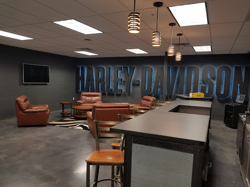 Motorcycle Dealer «Six Bends Harley-Davidson», reviews and photos, 9501 Thunder Rd, Fort Myers, FL 33913, USA