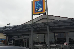 ALDI image