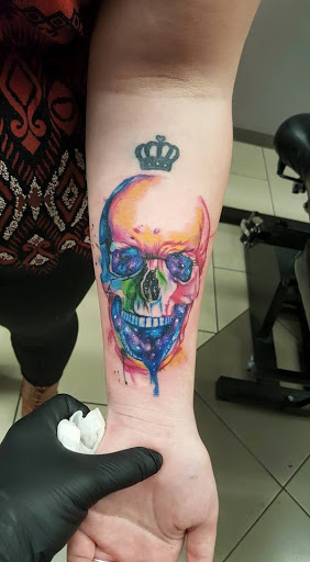 Tattoo Shop «Illuminati Tattoo Parlor», reviews and photos, 10214 SE Mill Plain Blvd Suite B, Vancouver, WA 98664, USA