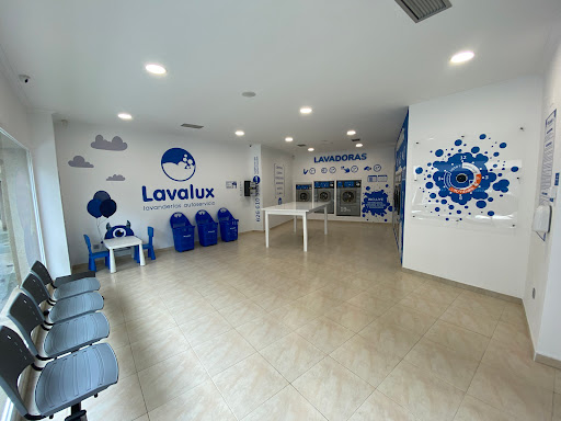 Lavandería Autoservicio Lavalux O Grove en O Grove, Pontevedra