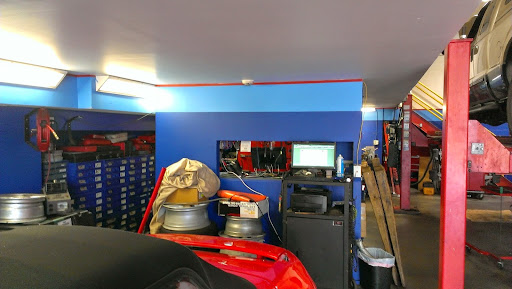 Auto Repair Shop «JC Auto Repairs», reviews and photos, 166 Summerfield St, Scarsdale, NY 10583, USA