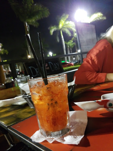 Shopping Mall «Diplomat Mall Shopping Center», reviews and photos, 1725 E Hallandale Beach Blvd, Hallandale Beach, FL 33009, USA