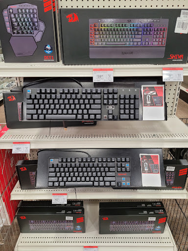 Computer Store «Micro Center», reviews and photos, 655 Merrick Ave, Westbury, NY 11590, USA