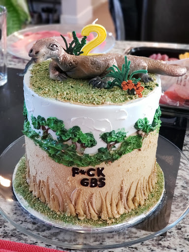 Custom cakes in Denver