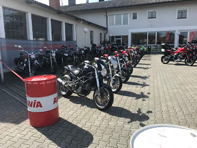 Ginzinger Weng Motorradhandel Werkstatt